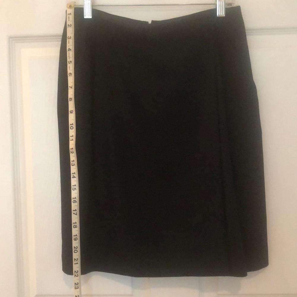 Black 21 inch 100%worsted wool skirt